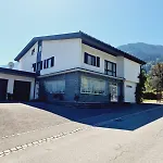 شقة Haus Raetikon *