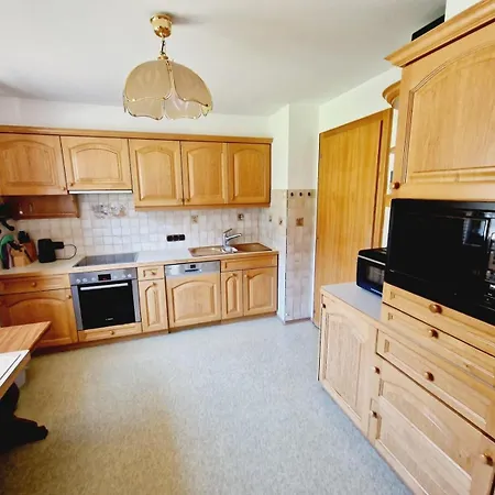 公寓 Haus Raetikon