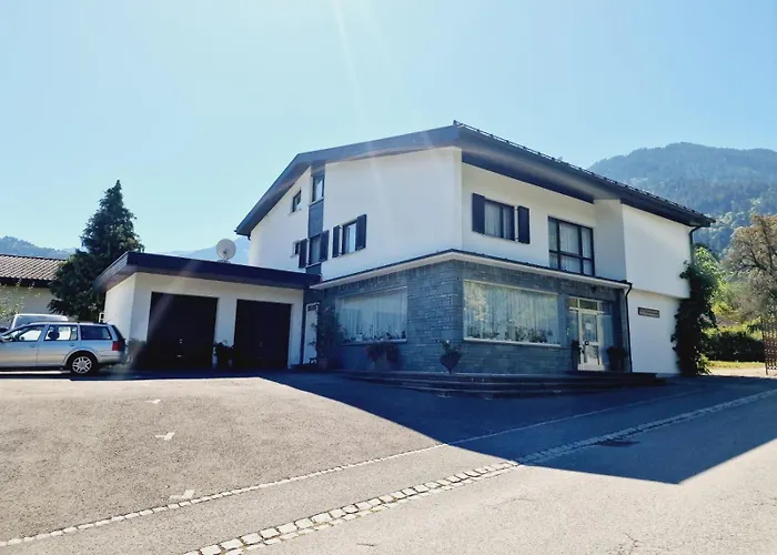 Haus Raetikon Apartment *